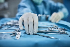 surgeon grabbing tool for procedure